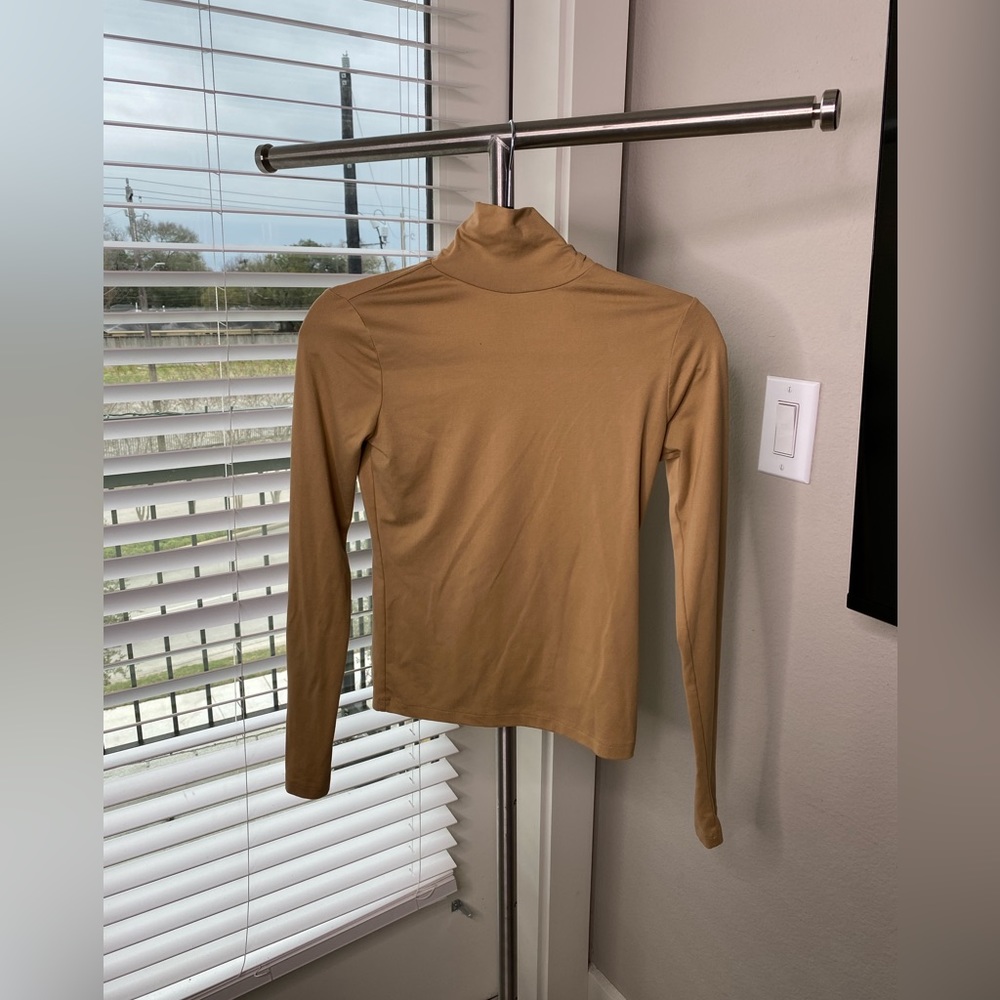 Urban outfitters tan backless turtleneck top